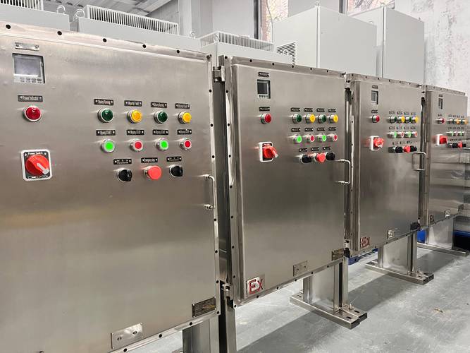 工業自動化的基石 機房專用控制設備與中央空調集成智能方案
